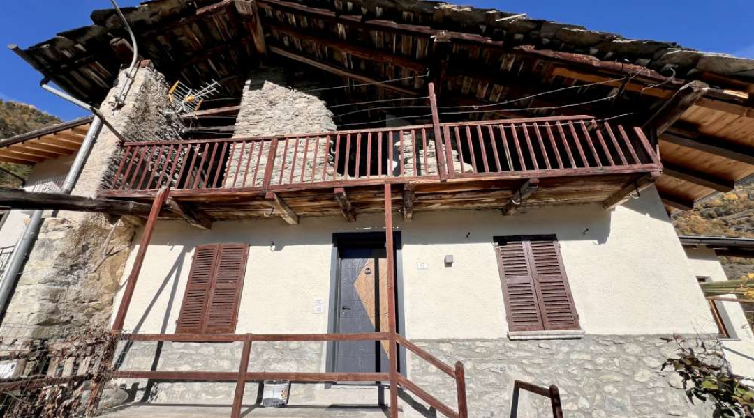 Località Bachod, Saint-Pierre, 3 Stanze da Letto Stanze da Letto, ,3 BathroomsBathrooms,Casa semindipendente,Dintorni di Aosta,Località Bachod ,1584