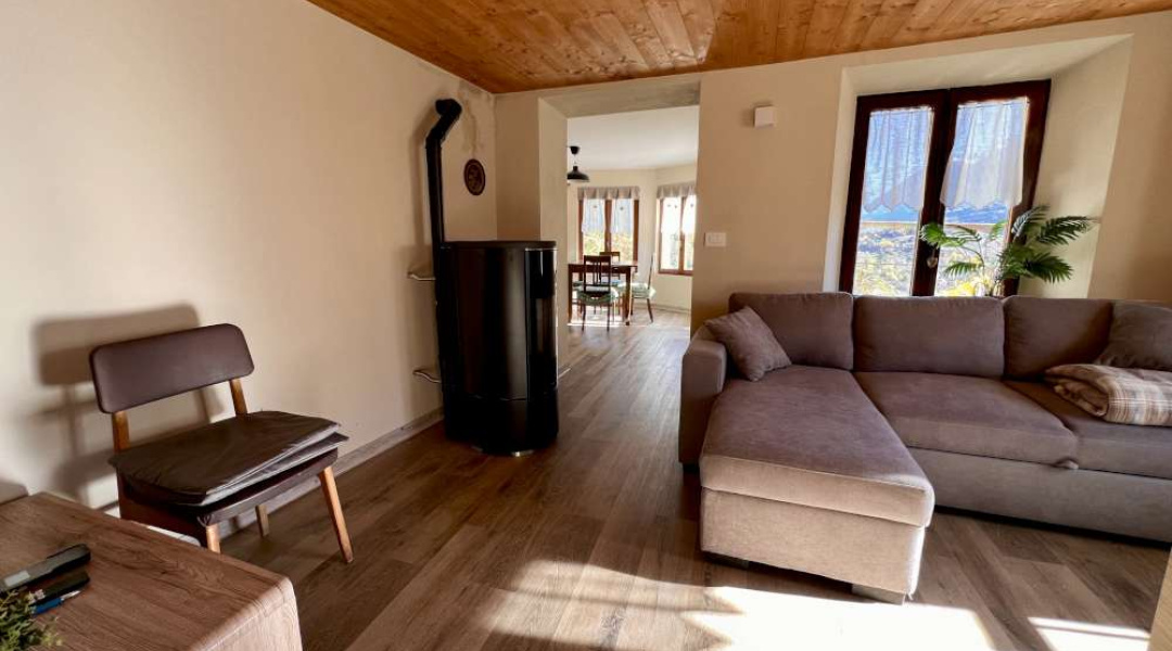 Località Bachod, Saint-Pierre, 3 Stanze da Letto Stanze da Letto, ,3 BathroomsBathrooms,Casa semindipendente,Dintorni di Aosta,Località Bachod ,1584