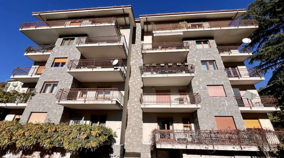 Via Parigi, Aosta, 3 Stanze da Letto Stanze da Letto, ,2 BathroomsBathrooms,Appartamento,Aosta Città,Via Parigi,1586