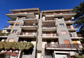 Via Parigi, Aosta, 3 Stanze da Letto Stanze da Letto, ,2 BathroomsBathrooms,Appartamento,Aosta Città,Via Parigi,1586