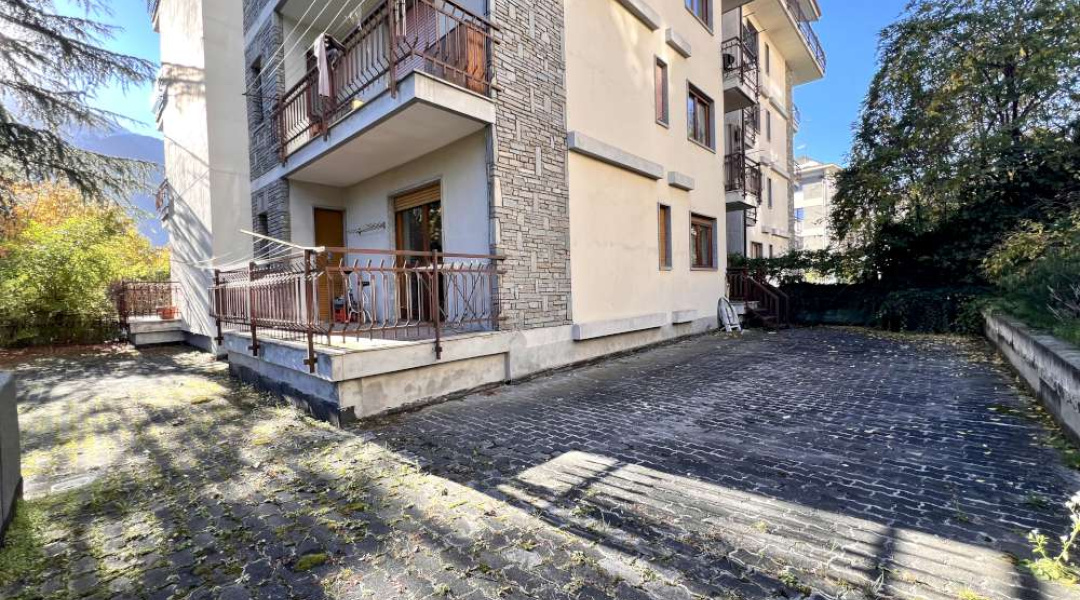 Via Parigi, Aosta, 3 Stanze da Letto Stanze da Letto, ,2 BathroomsBathrooms,Appartamento,Aosta Città,Via Parigi,1586