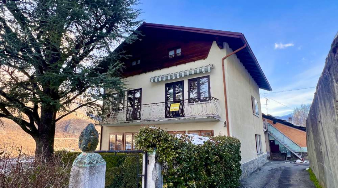 Frazione Fossal, Saint-Marcel, 2 Stanze da Letto Stanze da Letto, ,1 BagnoBathrooms,Casa semindipendente,Dintorni di Aosta,Frazione Fossal ,1589