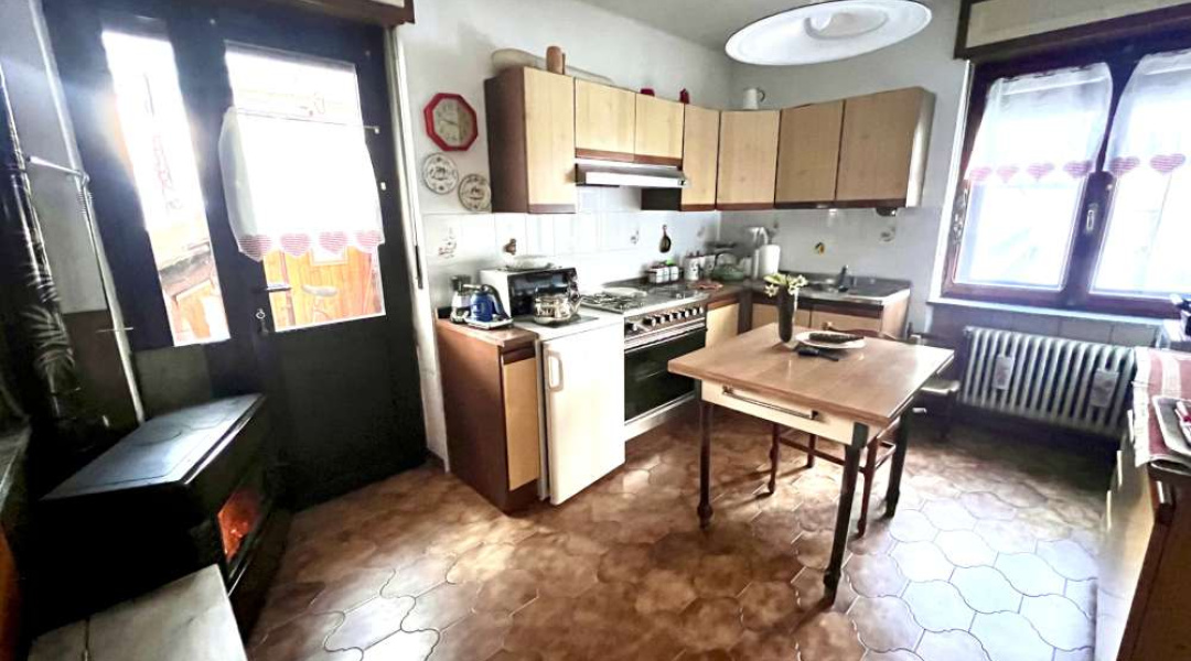 Frazione Fossal, Saint-Marcel, 2 Stanze da Letto Stanze da Letto, ,1 BagnoBathrooms,Casa semindipendente,Dintorni di Aosta,Frazione Fossal ,1589