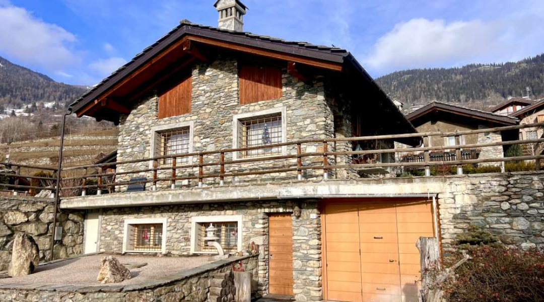 Frazione Bovie, Doues, 3 Stanze da Letto Stanze da Letto, ,2 BathroomsBathrooms,Villa,Dintorni di Aosta,Frazione Bovie ,1593 Frazione Bovie, Doues, 3 Stanze da Letto Stanze da Letto, ,2 BathroomsBathrooms,Villa,Dintorni di Aosta,Frazione Bovie ,1593