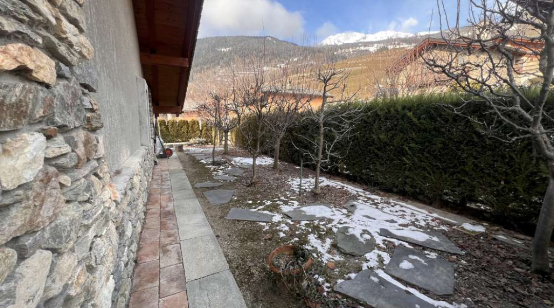 Frazione Bovie, Doues, 3 Stanze da Letto Stanze da Letto, ,2 BathroomsBathrooms,Villa,Dintorni di Aosta,Frazione Bovie ,1593 Frazione Bovie, Doues, 3 Stanze da Letto Stanze da Letto, ,2 BathroomsBathrooms,Villa,Dintorni di Aosta,Frazione Bovie ,1593