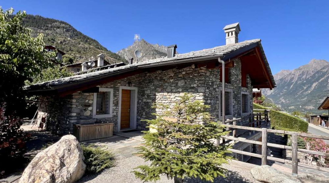 Frazione Bovie, Doues, 3 Stanze da Letto Stanze da Letto, 0 ,2 BathroomsBathrooms,Villa,Dintorni di Aosta,Frazione Bovie ,0,1593 Frazione Bovie, Doues, 3 Stanze da Letto Stanze da Letto, 0 ,2 BathroomsBathrooms,Villa,Dintorni di Aosta,Frazione Bovie ,0,1593