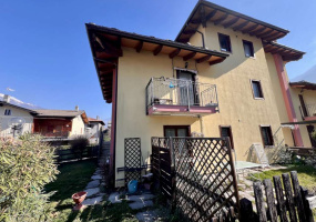 Frazione Barche, Fénis, 2 Stanze da Letto Stanze da Letto, ,2 BathroomsBathrooms,Casa semindipendente,Dintorni di Aosta,Frazione Barche,1595 Frazione Barche, Fénis, 2 Stanze da Letto Stanze da Letto, ,2 BathroomsBathrooms,Casa semindipendente,Dintorni di Aosta,Frazione Barche,1595