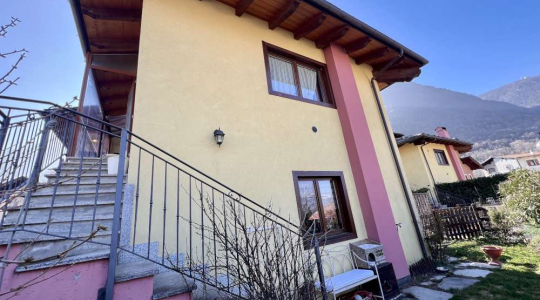Frazione Barche, Fénis, 2 Stanze da Letto Stanze da Letto, ,2 BathroomsBathrooms,Casa semindipendente,Dintorni di Aosta,Frazione Barche,1595 Frazione Barche, Fénis, 2 Stanze da Letto Stanze da Letto, ,2 BathroomsBathrooms,Casa semindipendente,Dintorni di Aosta,Frazione Barche,1595