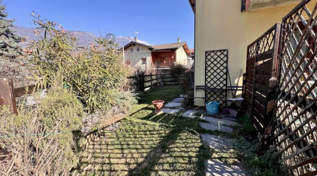 Frazione Barche, Fénis, 2 Stanze da Letto Stanze da Letto, ,2 BathroomsBathrooms,Casa semindipendente,Dintorni di Aosta,Frazione Barche,1595 Frazione Barche, Fénis, 2 Stanze da Letto Stanze da Letto, ,2 BathroomsBathrooms,Casa semindipendente,Dintorni di Aosta,Frazione Barche,1595