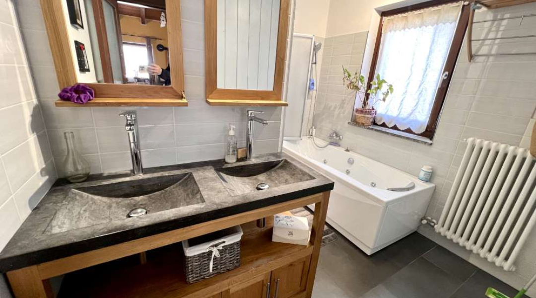 Frazione Barche, Fénis, 2 Stanze da Letto Stanze da Letto, ,2 BathroomsBathrooms,Casa semindipendente,Dintorni di Aosta,Frazione Barche,1595 Frazione Barche, Fénis, 2 Stanze da Letto Stanze da Letto, ,2 BathroomsBathrooms,Casa semindipendente,Dintorni di Aosta,Frazione Barche,1595