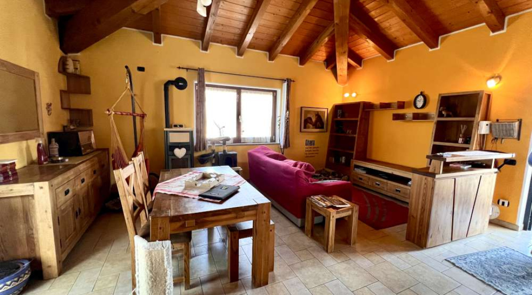 Frazione Barche, Fénis, 2 Stanze da Letto Stanze da Letto, ,2 BathroomsBathrooms,Casa semindipendente,Dintorni di Aosta,Frazione Barche,1595 Frazione Barche, Fénis, 2 Stanze da Letto Stanze da Letto, ,2 BathroomsBathrooms,Casa semindipendente,Dintorni di Aosta,Frazione Barche,1595