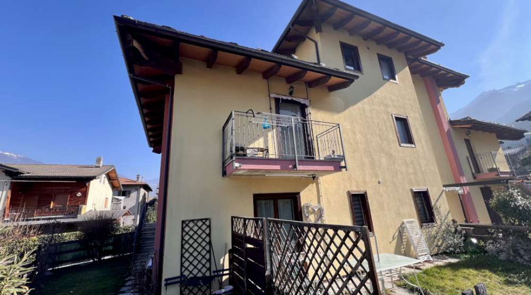 Frazione Barche, Fénis, 2 Stanze da Letto Stanze da Letto, ,2 BathroomsBathrooms,Casa semindipendente,Dintorni di Aosta,Frazione Barche,1595 Frazione Barche, Fénis, 2 Stanze da Letto Stanze da Letto, ,2 BathroomsBathrooms,Casa semindipendente,Dintorni di Aosta,Frazione Barche,1595