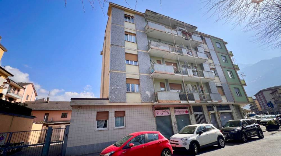 60 Viale Conte Crotti, Aosta, 1 Camera da Letto Stanze da Letto, ,1 BagnoBathrooms,Appartamento,Aosta Città,Viale Conte Crotti,1596