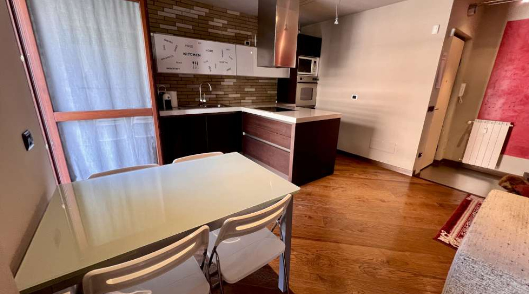 Via Saint Martin De Corléans, Aosta, 2 Stanze da Letto Stanze da Letto, ,1 BagnoBathrooms,Appartamento,Aosta Città,Via Saint Martin De Corléans ,1600