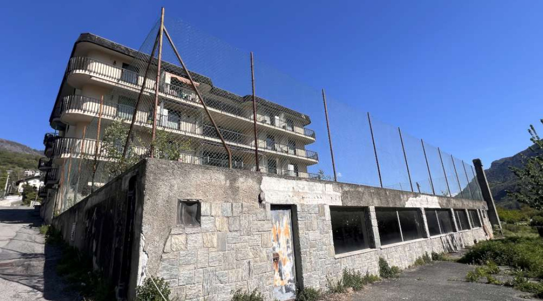 Saint-Vincent, ,Magazzino/Capannone,Dintorni di Aosta,1607