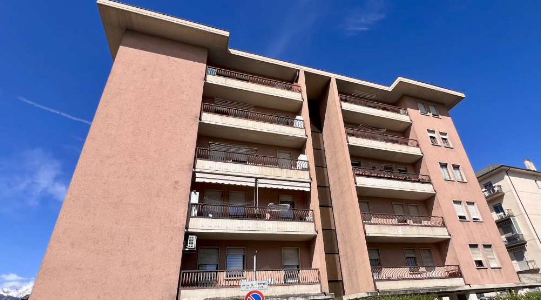 Via Carrel, Aosta, 2 Stanze da Letto Stanze da Letto, ,2 BathroomsBathrooms,Appartamento,Aosta Città,Via Carrel,1609 Via Carrel, Aosta, 2 Stanze da Letto Stanze da Letto, ,2 BathroomsBathrooms,Appartamento,Aosta Città,Via Carrel,1609