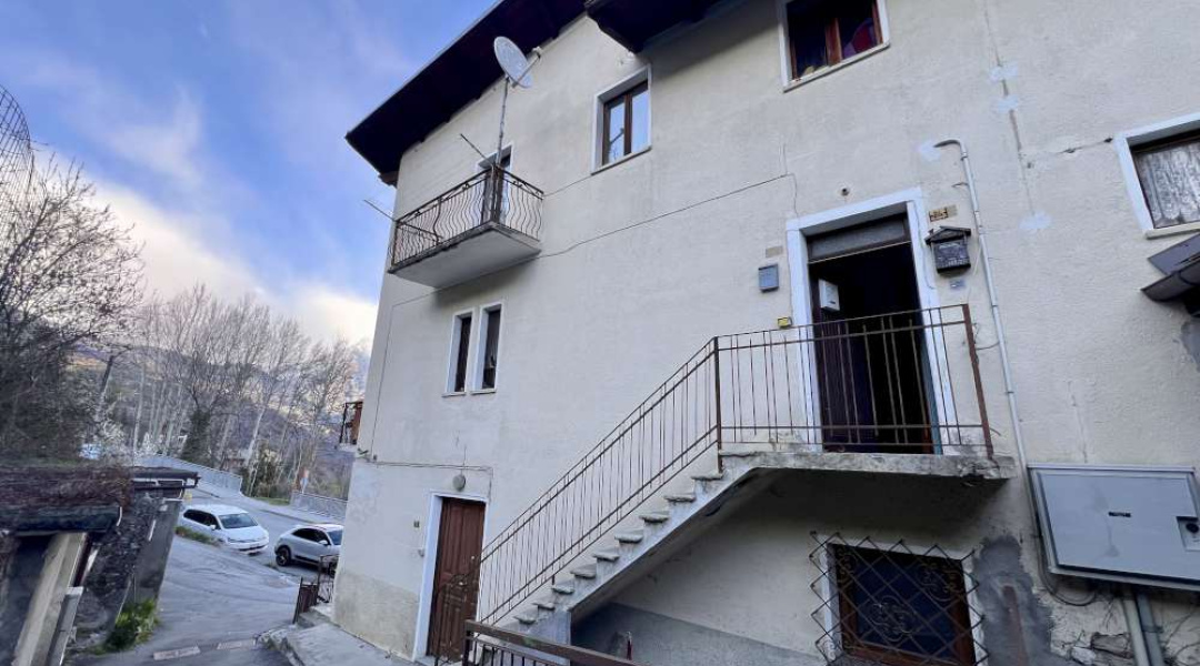 Frazione Cré, Gignod, 2 Stanze da Letto Stanze da Letto, ,1 BagnoBathrooms,Appartamento,Dintorni di Aosta,Frazione Cré,1611