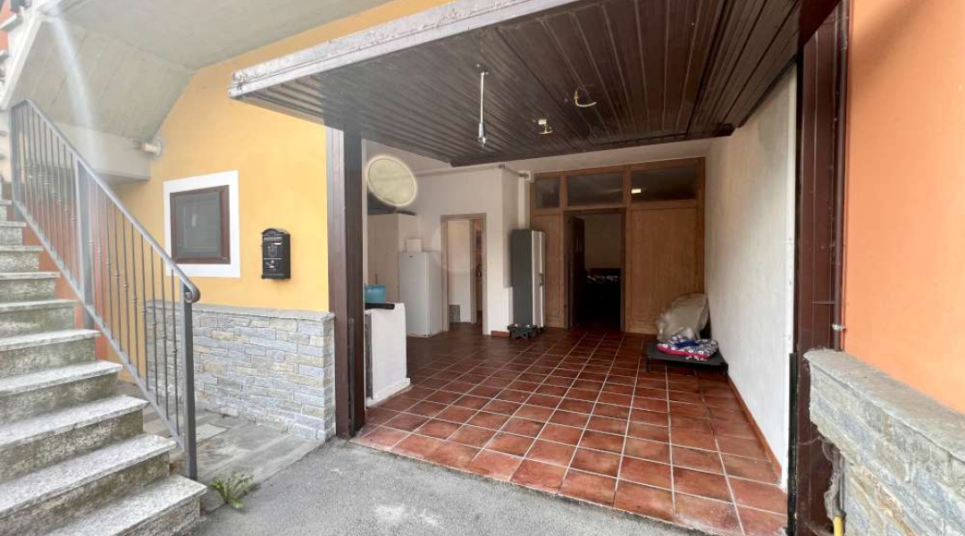 39 Località Chenieres, Pollein, 3 Stanze da Letto Stanze da Letto, 0 ,3 BathroomsBathrooms,Villetta a schiera,Dintorni di Aosta,Località Chenieres,0,1622 39 Località Chenieres, Pollein, 3 Stanze da Letto Stanze da Letto, 0 ,3 BathroomsBathrooms,Villetta a schiera,Dintorni di Aosta,Località Chenieres,0,1622