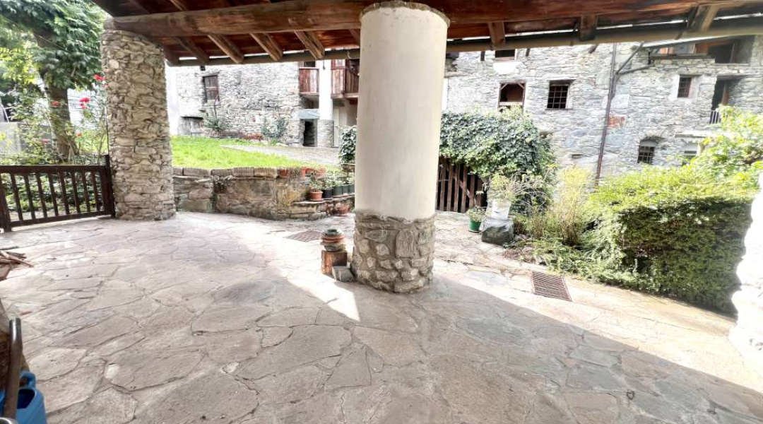 Frazione Miseregne, Fénis, 8 Stanze da Letto Stanze da Letto, 0 ,3 BathroomsBathrooms,Villa,Dintorni di Aosta,Frazione Miseregne,0,1635