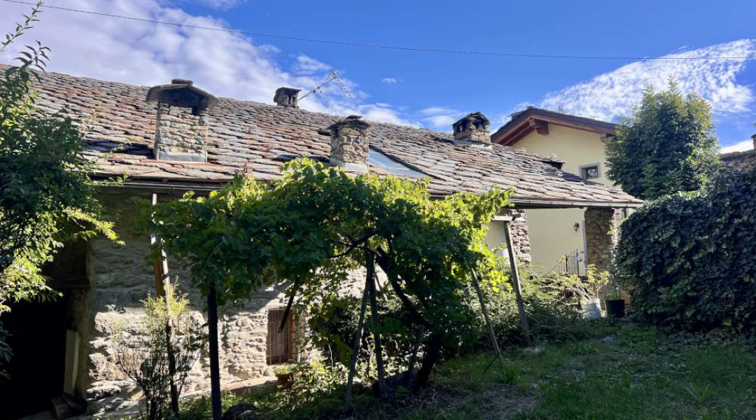 Frazione Miseregne, Fénis, 8 Stanze da Letto Stanze da Letto, 0 ,3 BathroomsBathrooms,Villa,Dintorni di Aosta,Frazione Miseregne,0,1635